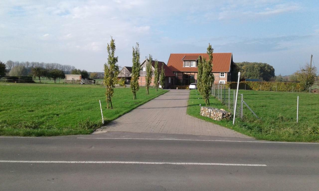 Gemuetliche Ferienwohnung, Laendlich Und Stadtnah, Ruhig Gelegen Rheda-Wiedenbrück Екстериор снимка