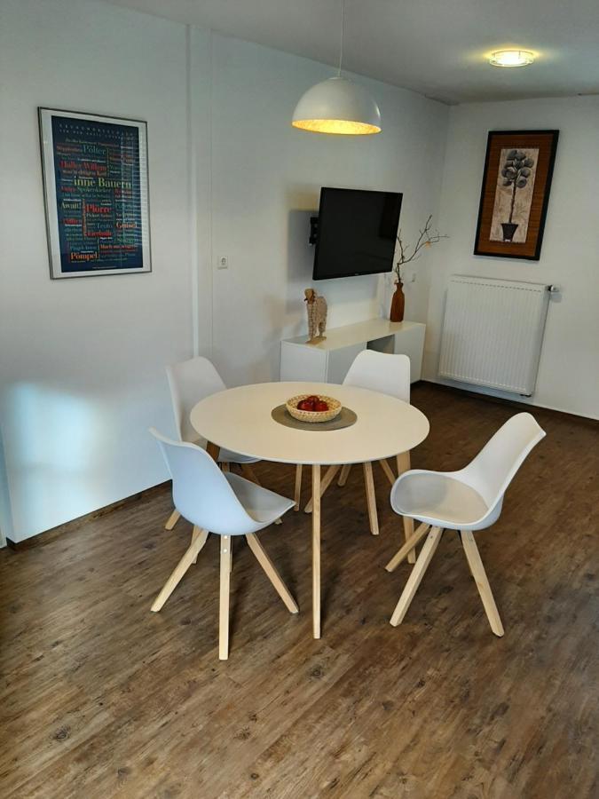 Gemuetliche Ferienwohnung, Laendlich Und Stadtnah, Ruhig Gelegen Rheda-Wiedenbrück Екстериор снимка